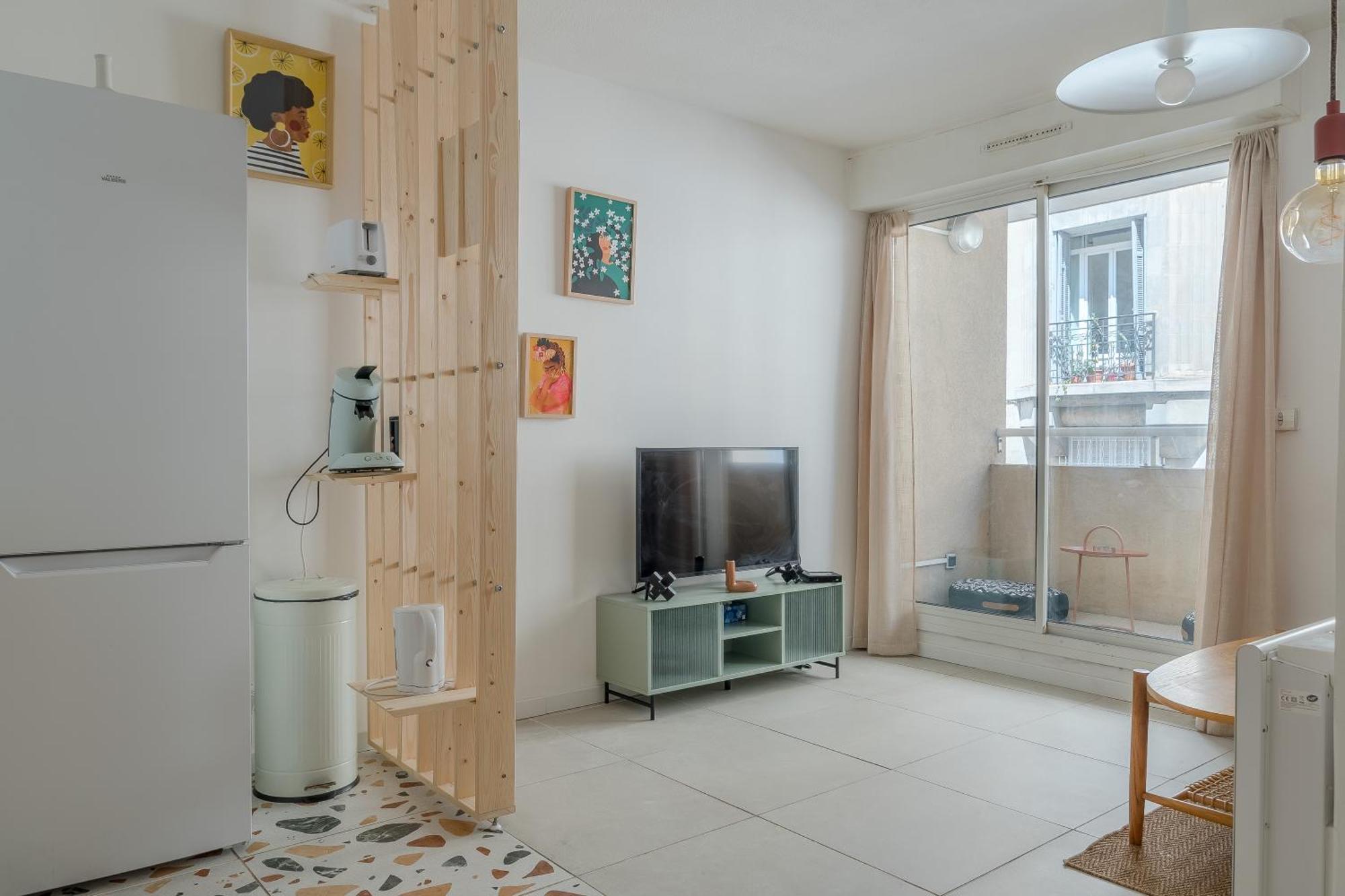 Charmant T2 Avec Balcon - Chaves Marseille Exterior photo